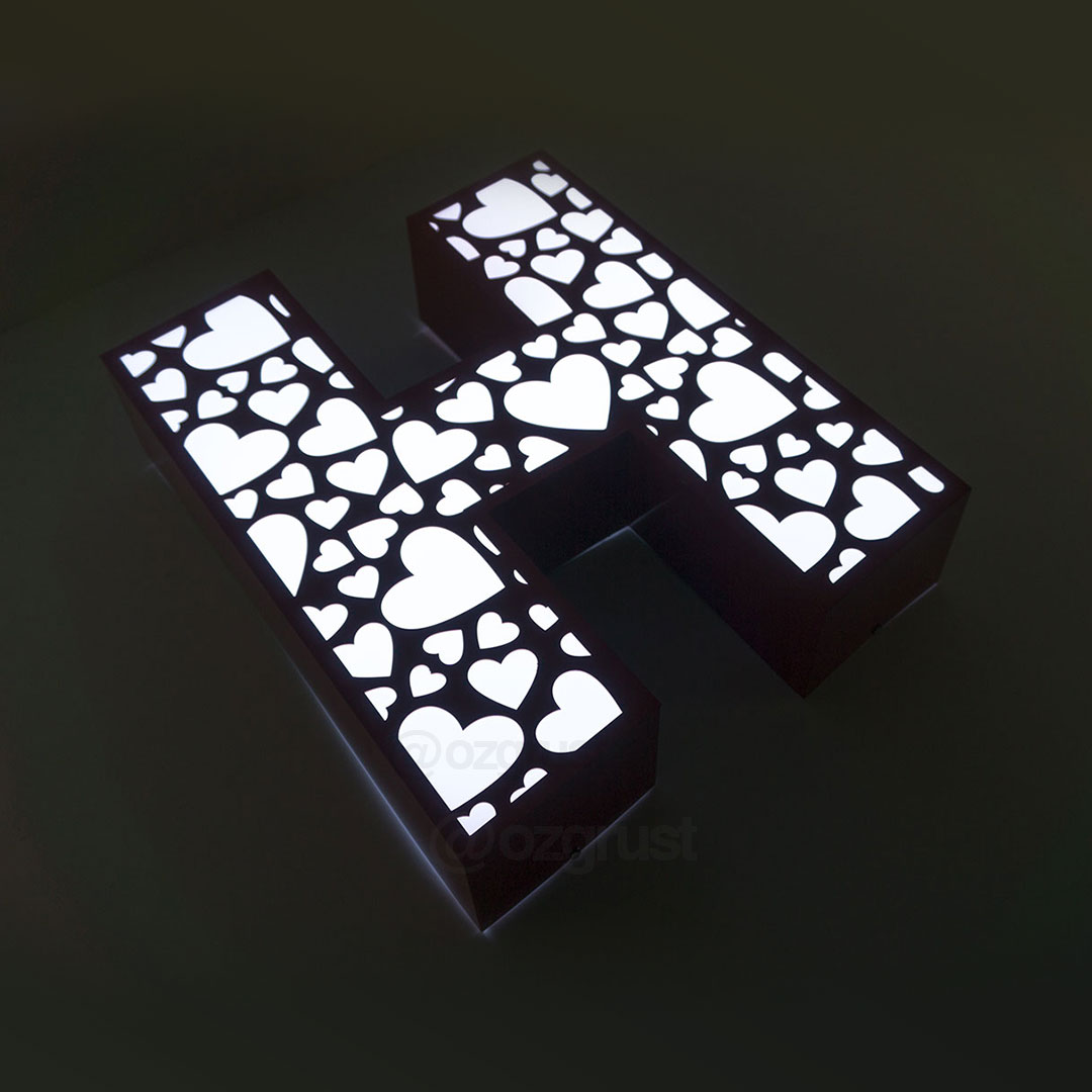 model-29-kalp-desenli-fileli-paslanmaz-kutu-harf2