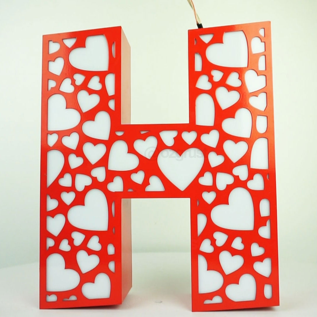 model-29-kalp-desenli-fileli-paslanmaz-kutu-harf3