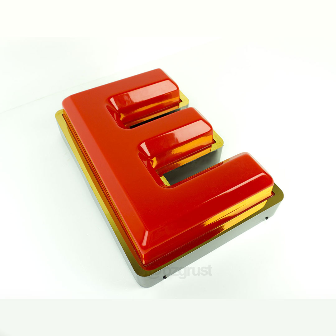 model-34-3d-vakumlu-pleksi-fileli-paslanmaz-kutu-harf1